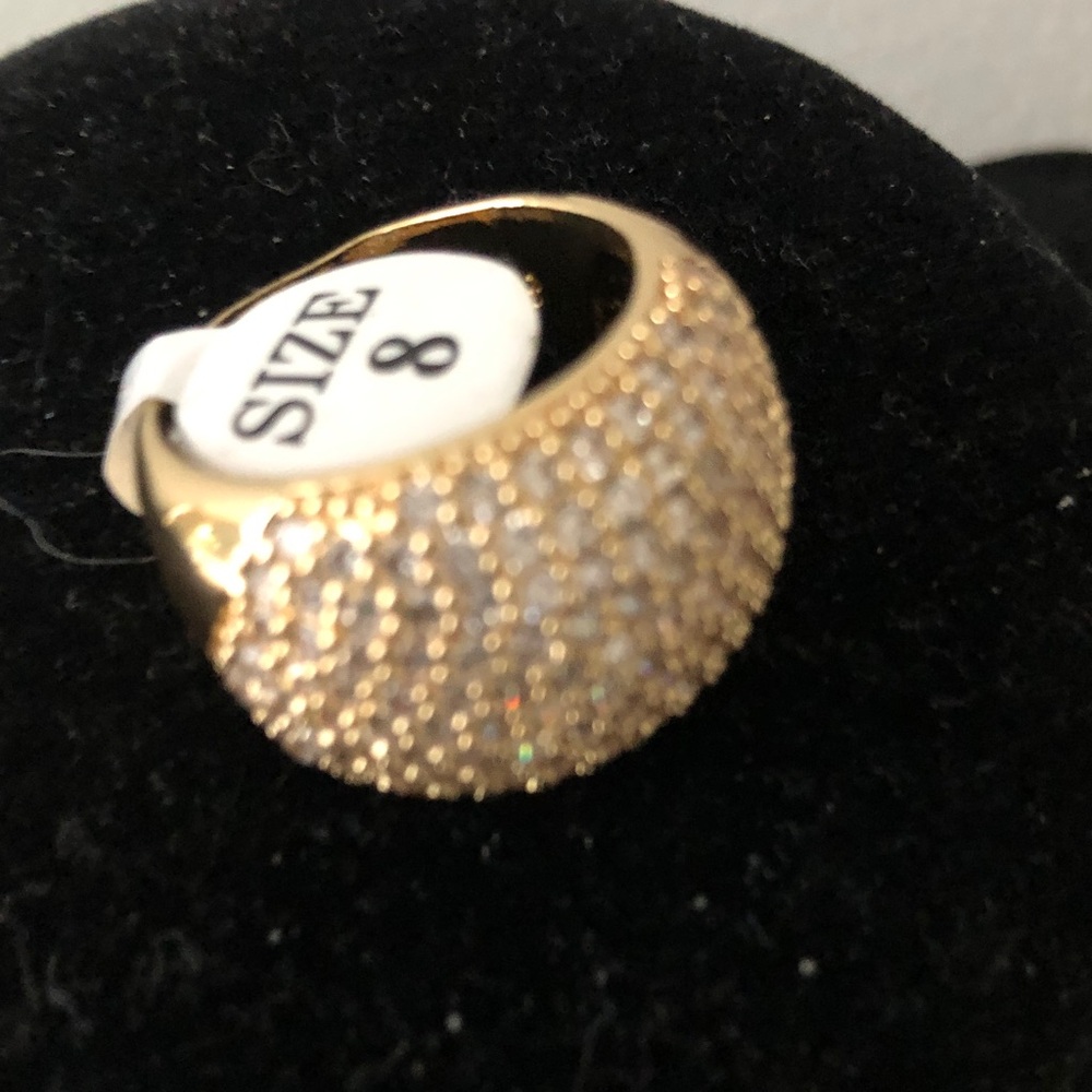 Oval Shaped Gold Ring - Picture 9 of 9